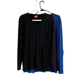 Saks fifth avenue bundle two silk blend long sleeve tshirt tops black and blue